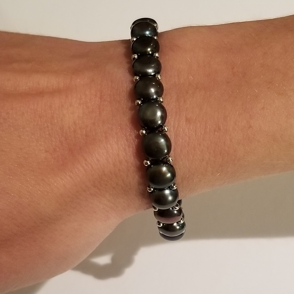 Black Pearl Bracelet